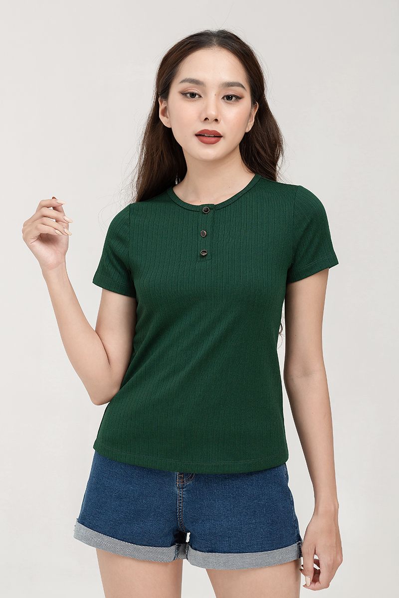  Áo thun nữ cổ tròn phối nút FWTS22SS05L 