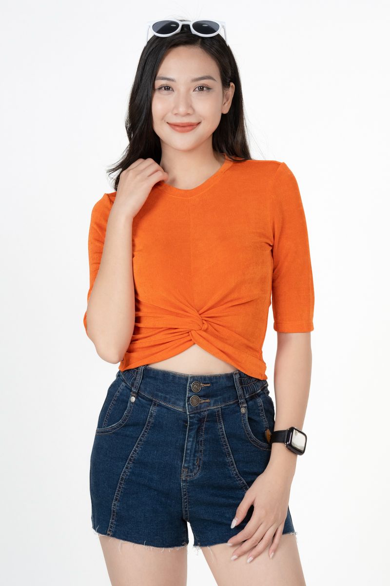  Áo Croptop Nữ Xoắn Eo FWTS23SS06C 