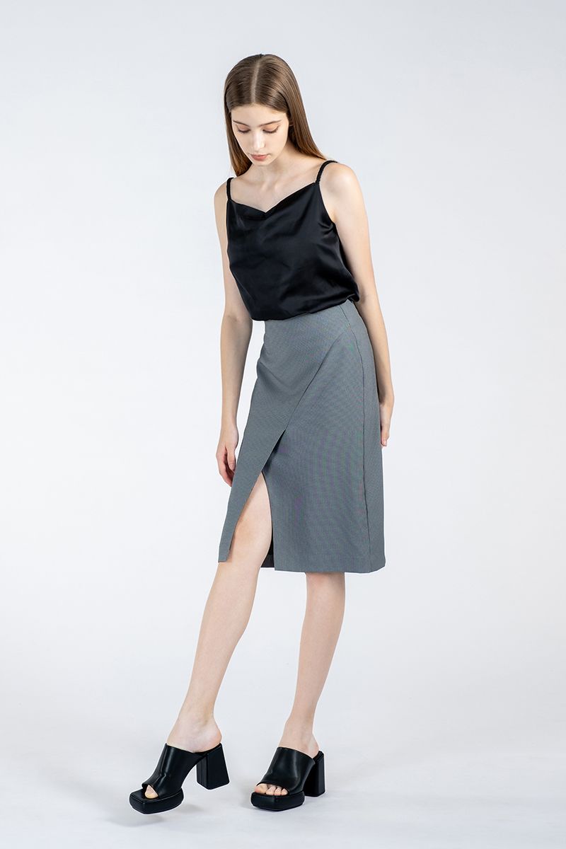  Áo tank top nữ hai dây thời trang FWTT22FH06G 