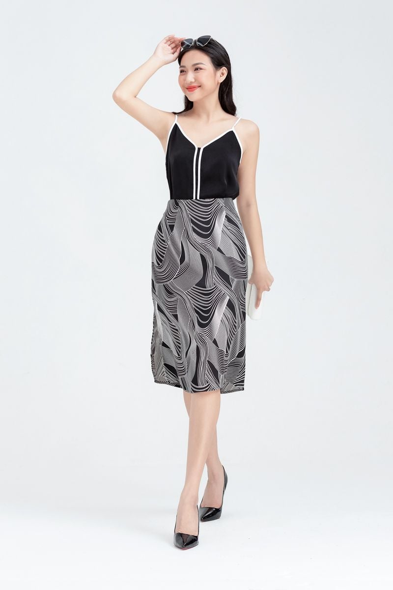  Áo tank top nữ hai dây thời trang FWTT22SS04C 