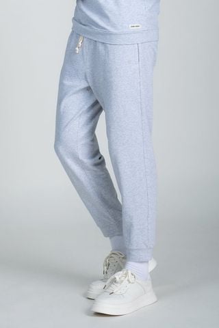 mau_GREY