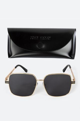 mau_BLACK