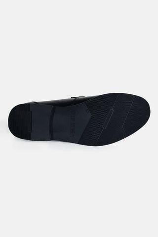 mau_BLACK