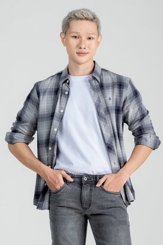 mau_GREY