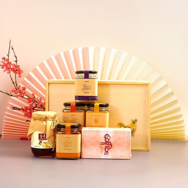 Hộp quà tết Saferon và mật ong