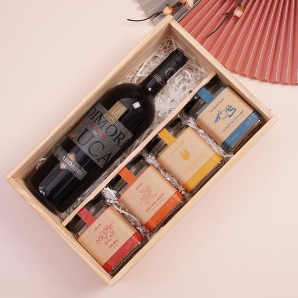 Hộp quà tết rượu vang