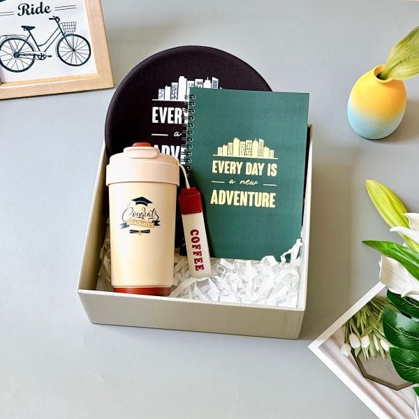  Hộp quà tặng tốt nghiệp GS1046 