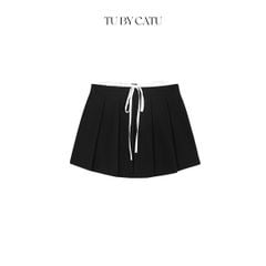 TUBYCATU | QUẦN SHORT ĐEN XẾP LY LƯNG TRẮNG