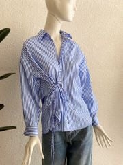 TUBYCATU | 	ÁO SƠ MI SỌC XANH CỘT 1 BÊN
