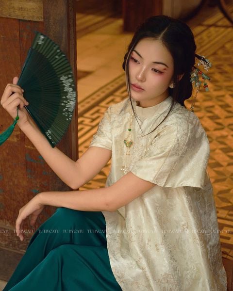 TUBYCATU | ÁO AN BÌNH KEM (KHÔNG KÈM PHỤ KIỆN)