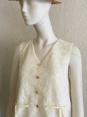 TUBYCATU | Sophie begie lace top
