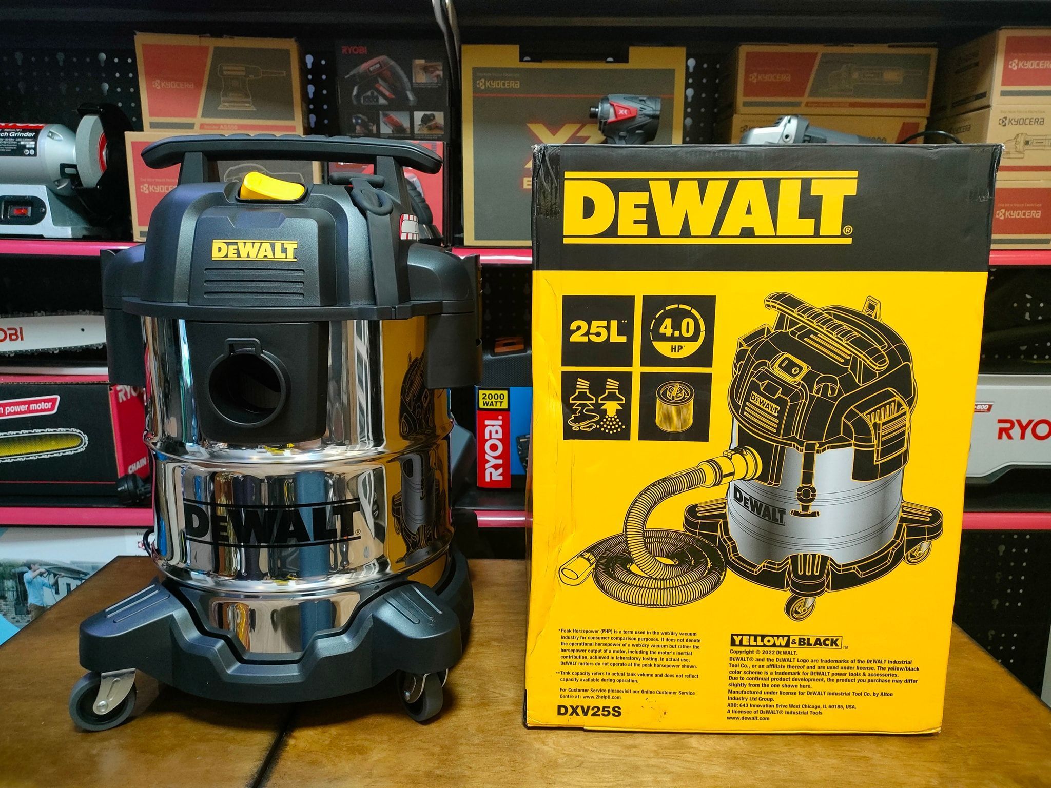 Máy hút bụi 3 chức năng khô và ướt DeWalt DXV25S (25L, 4HP)