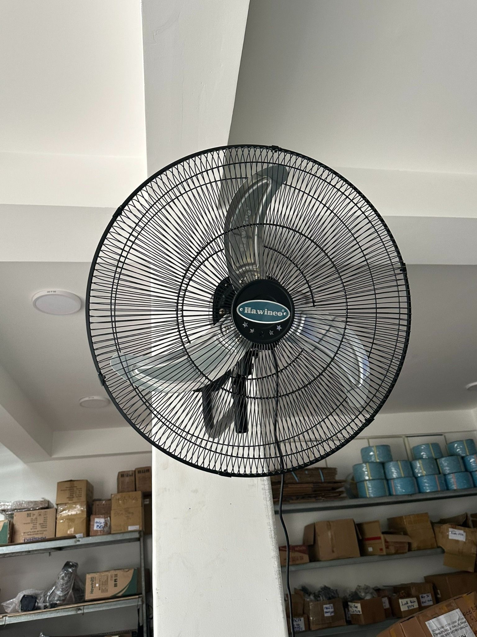 Quạt treo công nghiệp Hawin HW-750DC sải cánh 75cm - 275W (Có Remote)