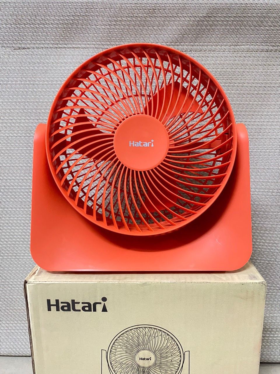 Quạt bàn Hatari PS8M1 - 18W