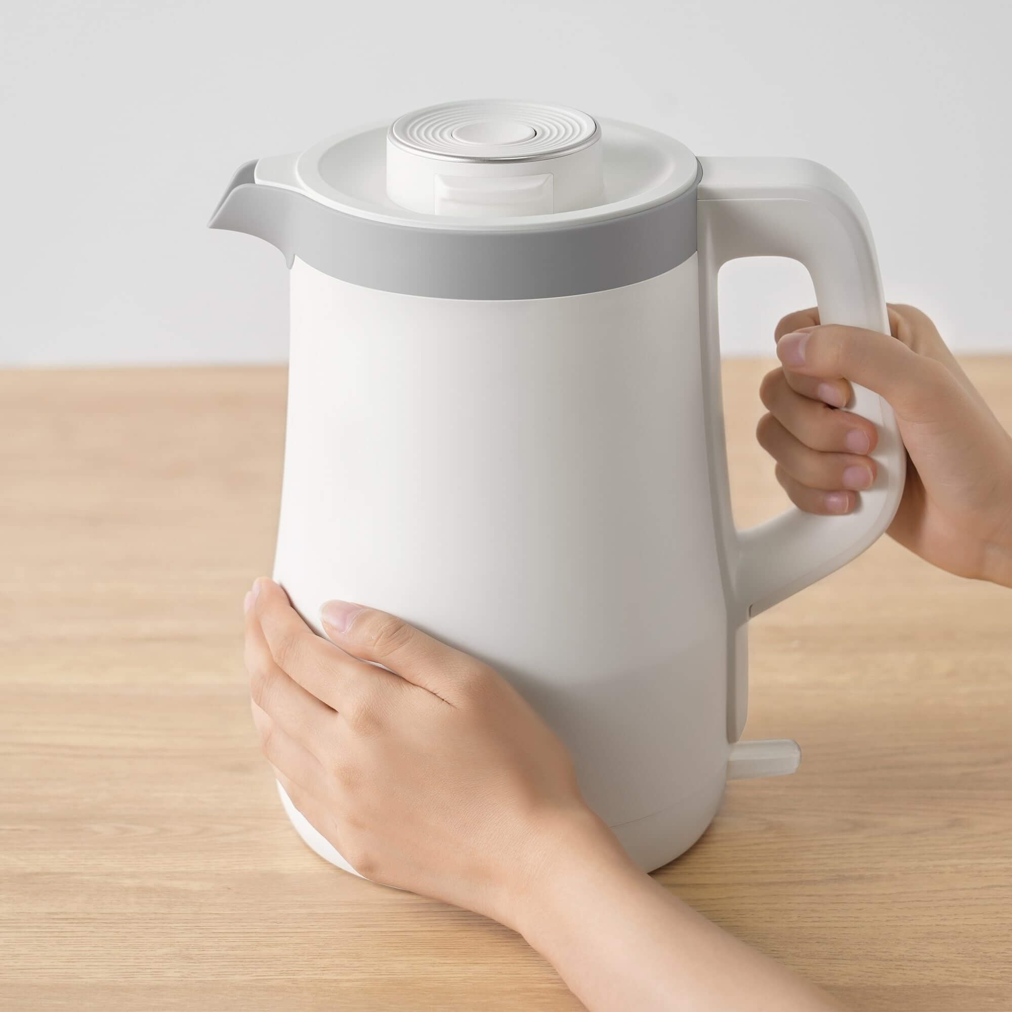 Bình đun siêu tốc Toshiba 1.5 lít KT-15DRTVN(H) / KT-15DRTVN(W)