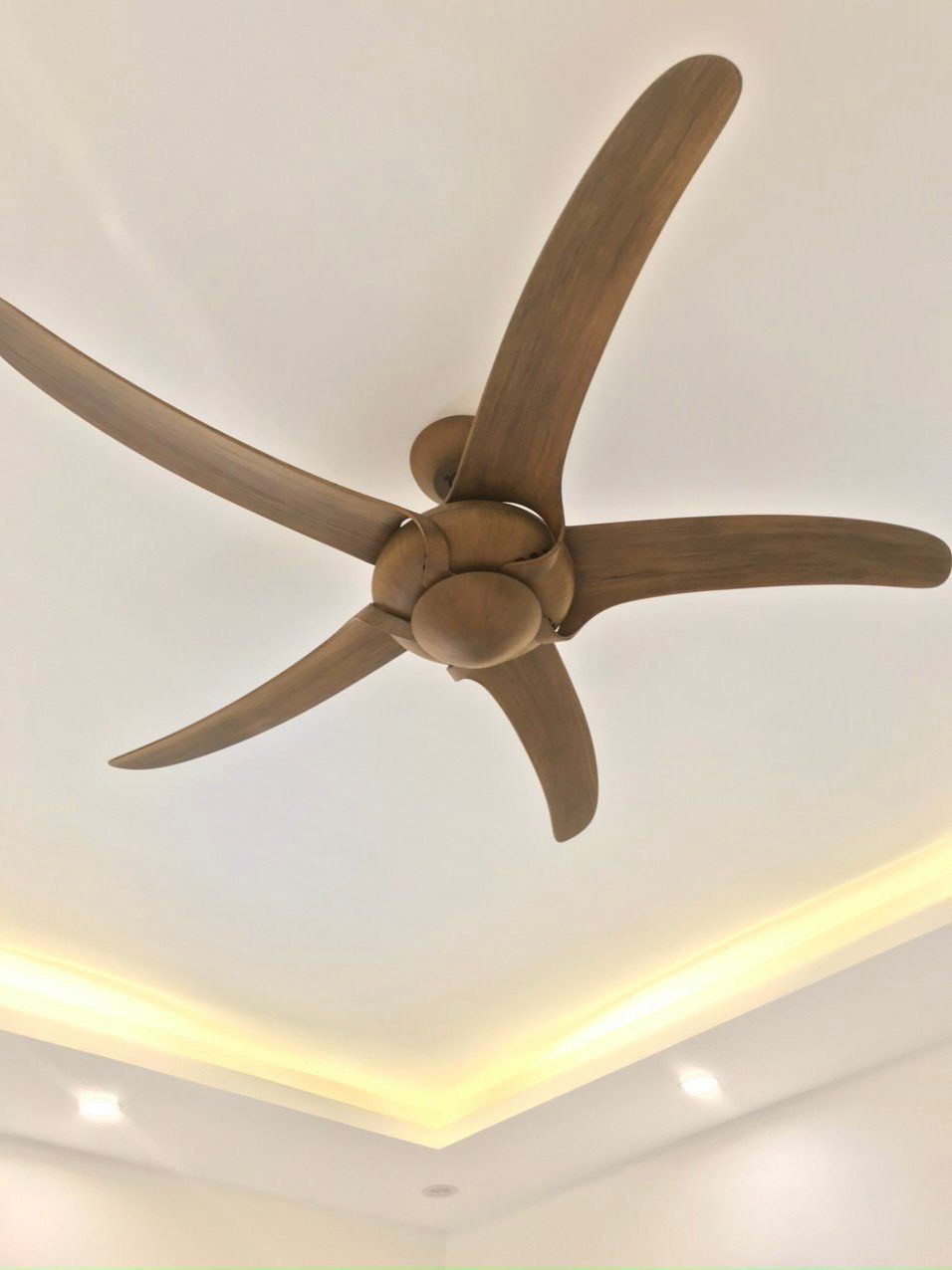 QUẠT TRẦN URAGANO DK-1380mm - Miễn Phí Lắp Đặt TP.HCM
