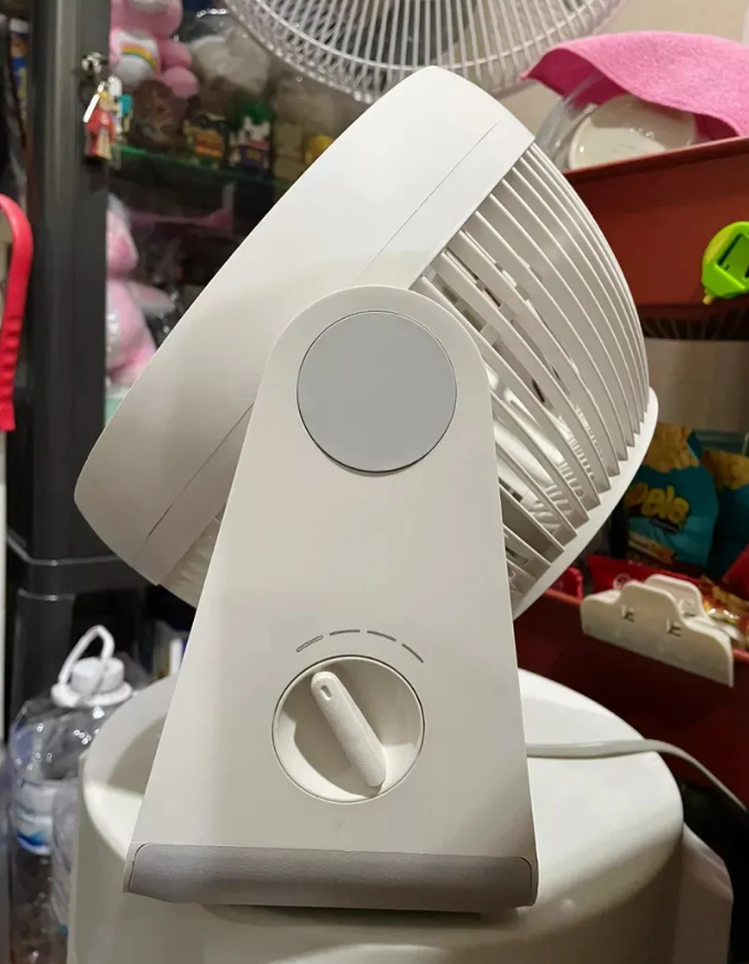 Quạt bàn Hatari PS8M1 - 18W