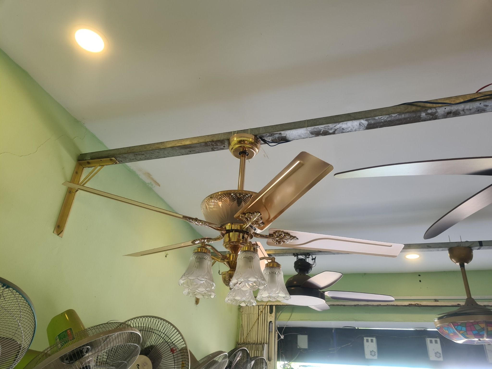 Quạt trần đèn 5 cánh sắt T52-660FG - 1320mm