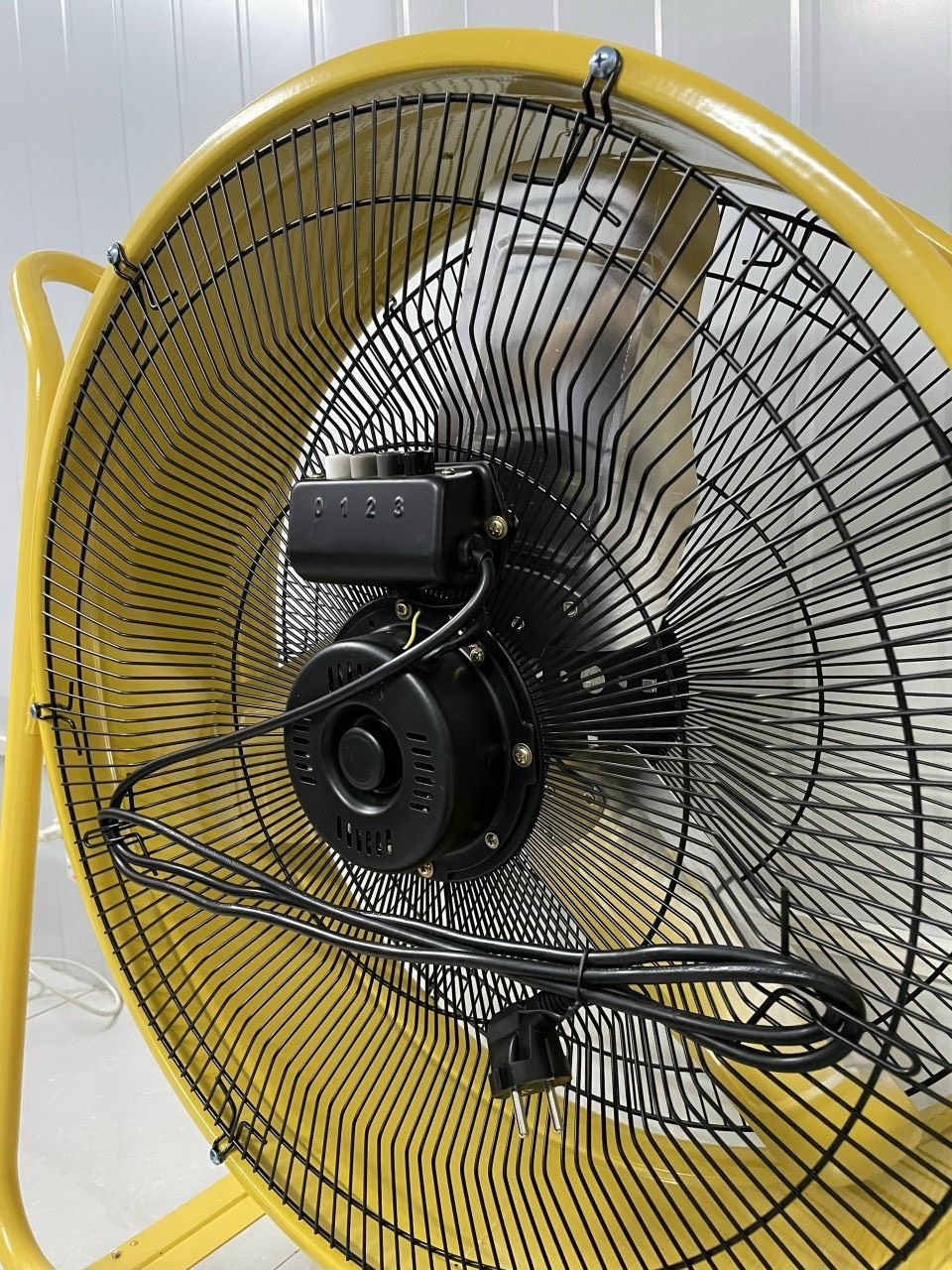 Quạt công nghiệp Hawinco HAC 60T /70T ( có bánh xe)