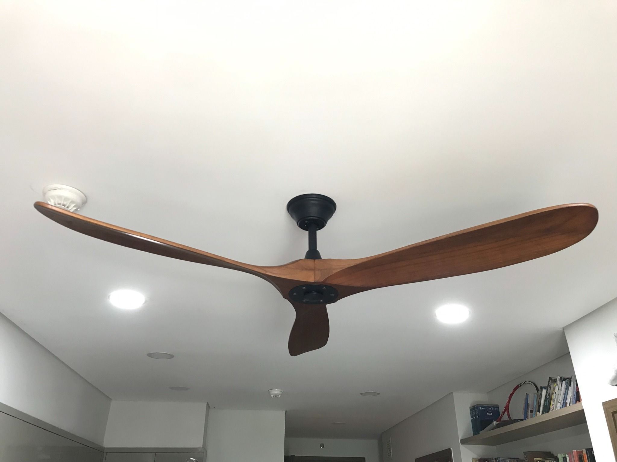 Quạt trần cao cấp 3 cánh gỗ NDT-C193A - 1.52m - Nâu/Vàng gỗ