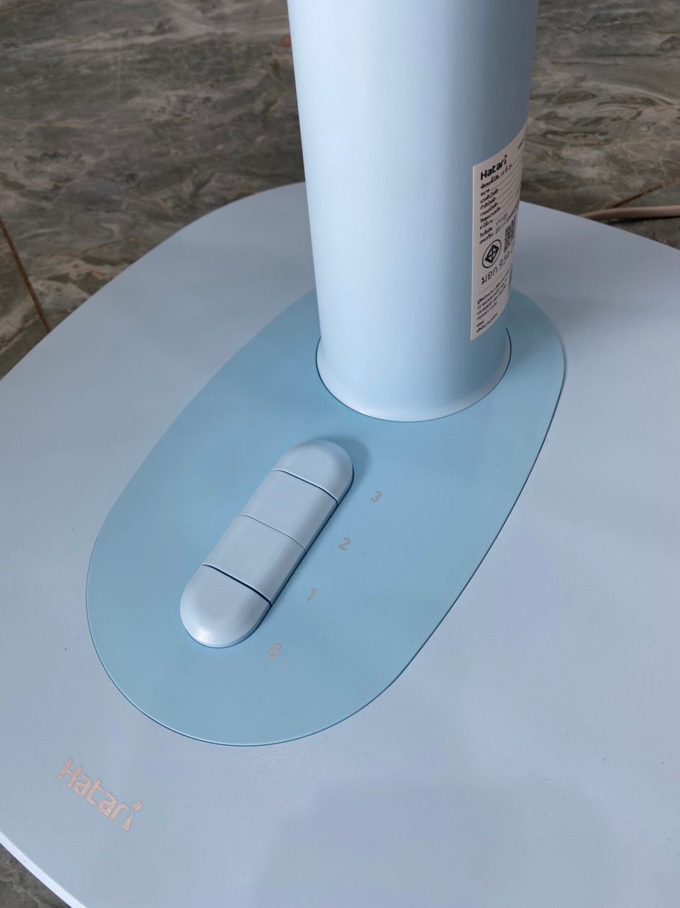 Quạt bàn Thái Hatari T18M1 - 61W (New 2024)