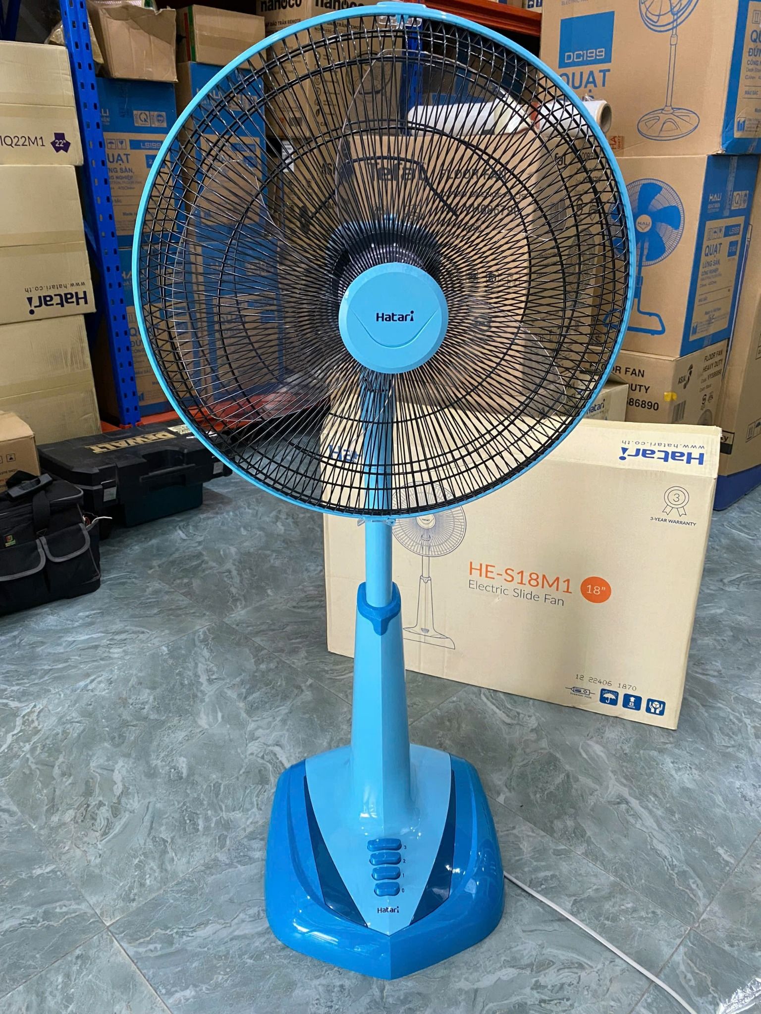 Quạt lửng Hatari HE-S18M1 - 61w