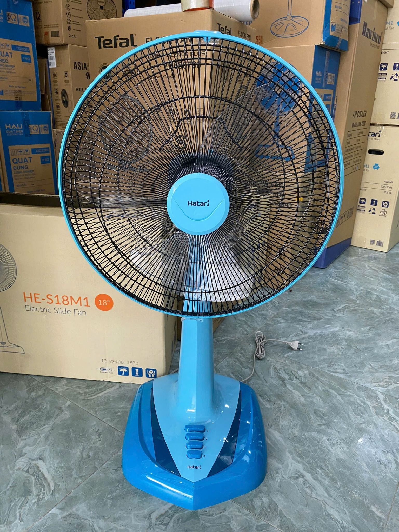 Quạt lửng Hatari HE-S18M1 - 61w