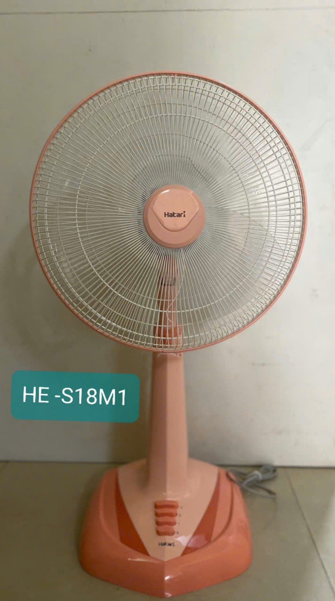 Quạt lửng Hatari HE-S18M1 - 61w
