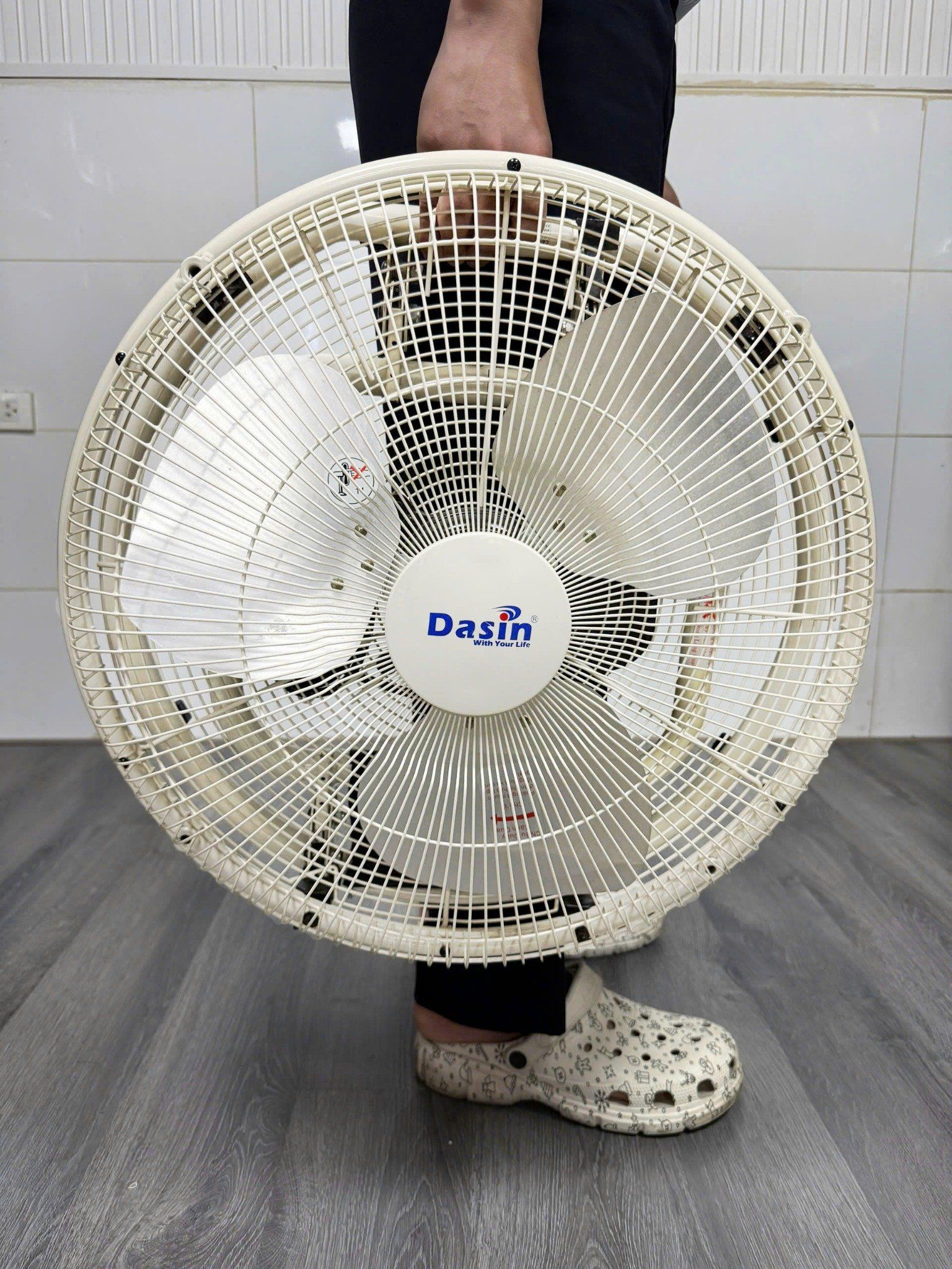 Quạt xếp Dasin DFF-1845A - 76w