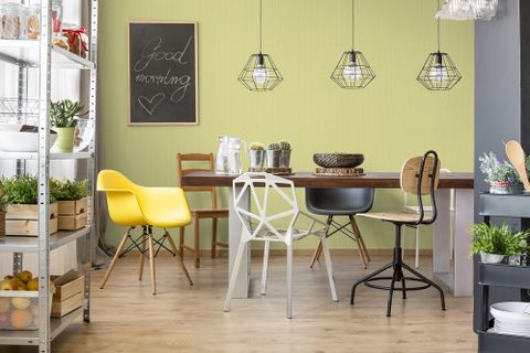 Giấy dán tường Albany 6822
