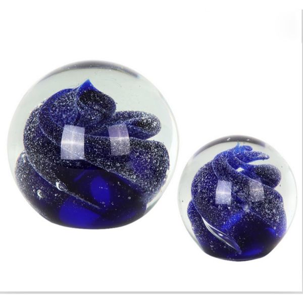  Quả cầu thủy tinh 