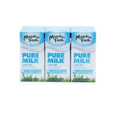 Sữa Nước Meadow Fresh Low Fat 200ml Lốc 3 Hộp, Úc