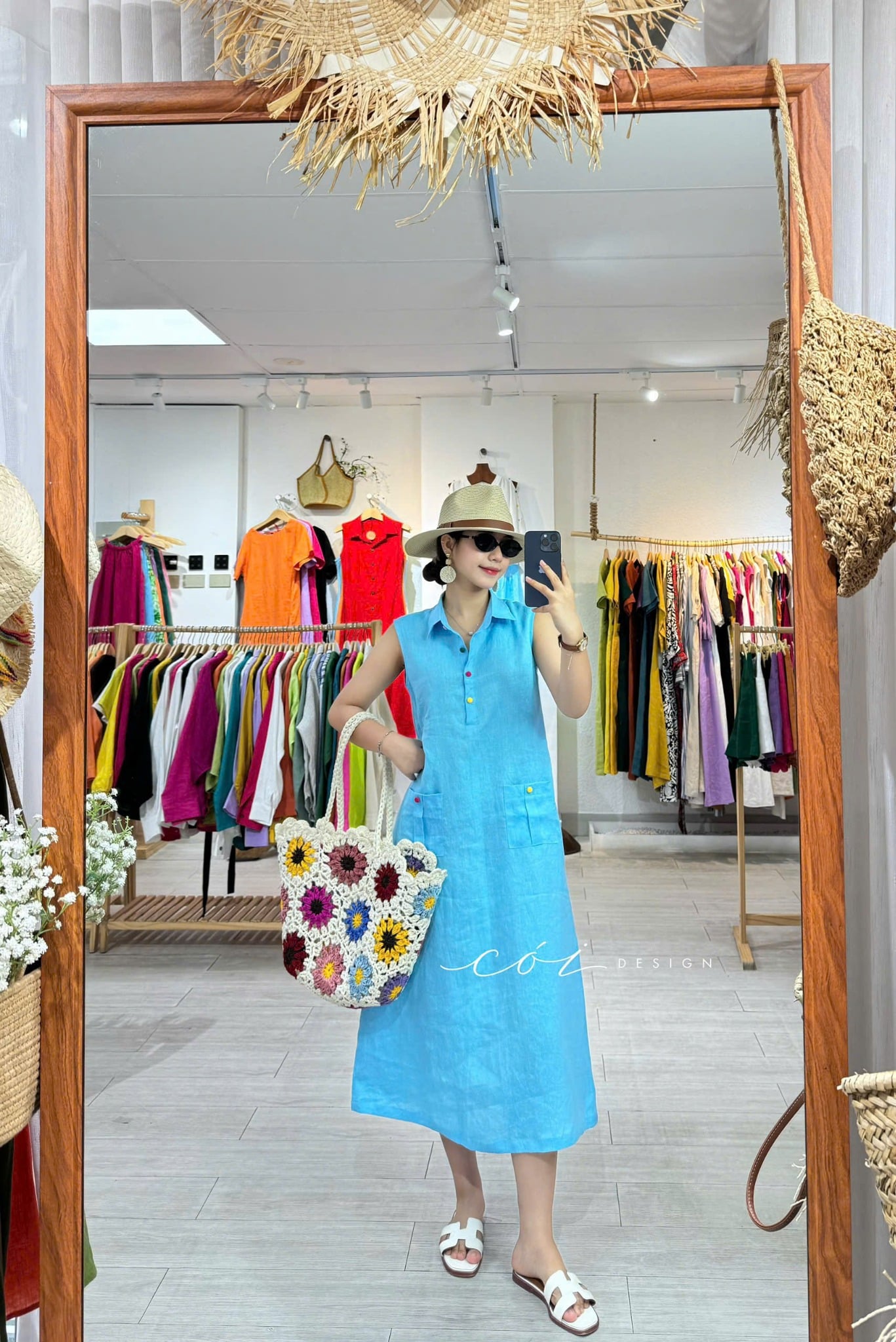 Đầm sát nách nút bọc màu 2 túi linen tưng premium Cói Design