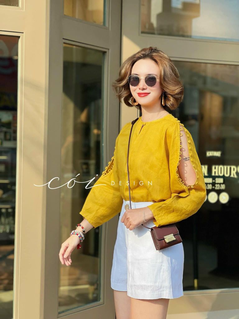 Áo nút bọc xẻ vai linen tưng premium Cói Design