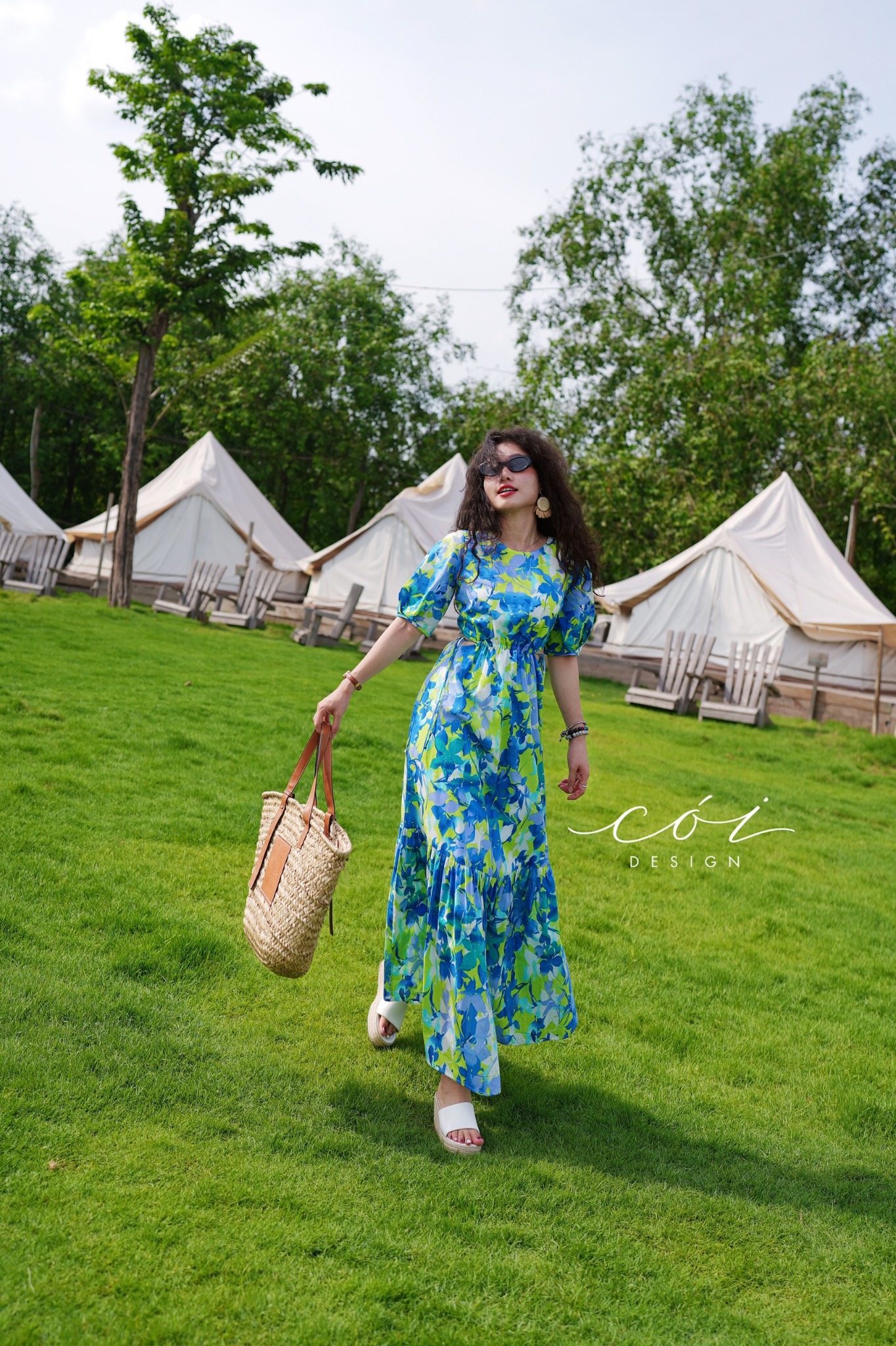 Đầm khoét eo tay phồng cotton hàn Cói Design