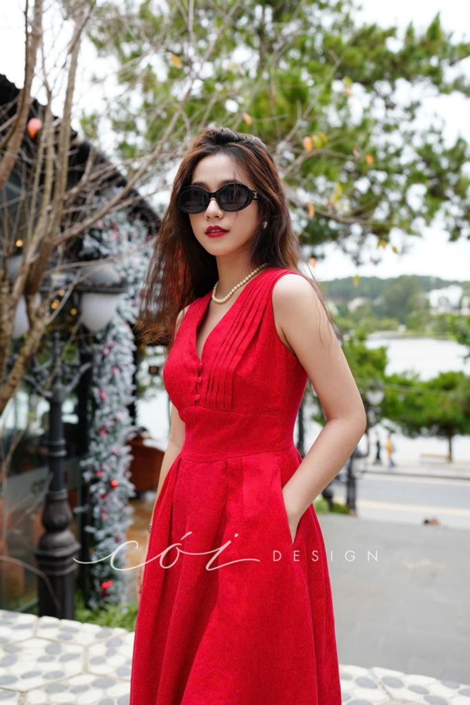 Đầm cổ tim sát nách nút bọc Linen tưng premium Cói Design