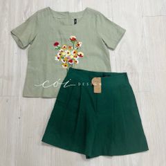 Áo cổ tròn thêu bó hoa Linen tưng premium Cói Design