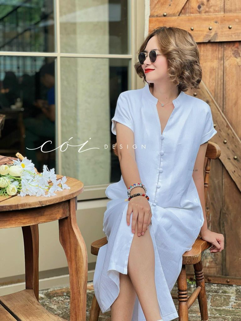 Đầm cổ trụ nút bọc Linen tưng premium Cói Design