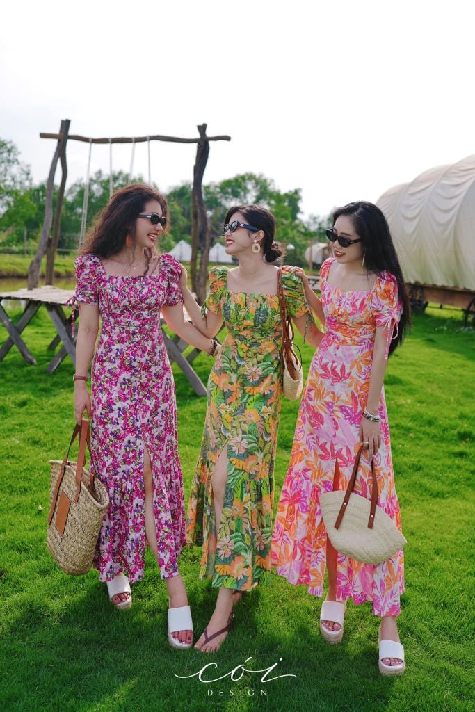 Đầm nhún ngực xẻ tà linen hàn Cói Design
