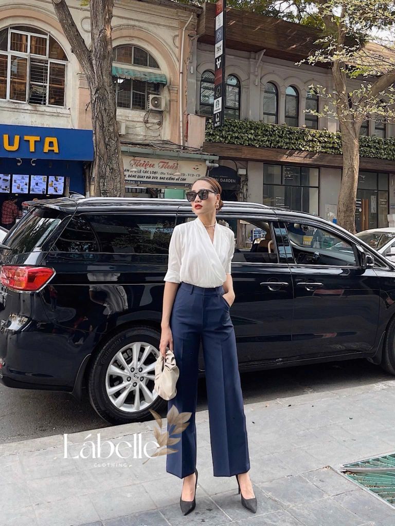 Quần ống suông gold Lá Belle