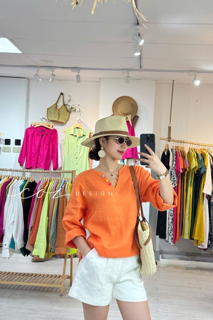 Áo cổ V tay dài nút bọc linen tưng premium Cói Design