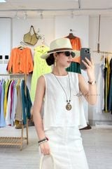Áo cổ tròn sát nách nút dừa phía lưng Linen tưng premium Cói Design