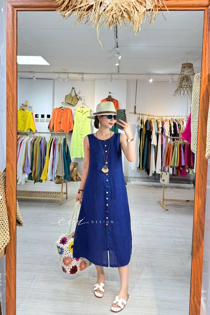 Đầm xẻ tà nút bọc màu Linen tưng Cói Design