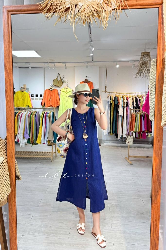 Đầm xẻ tà nút bọc màu Linen tưng Cói Design