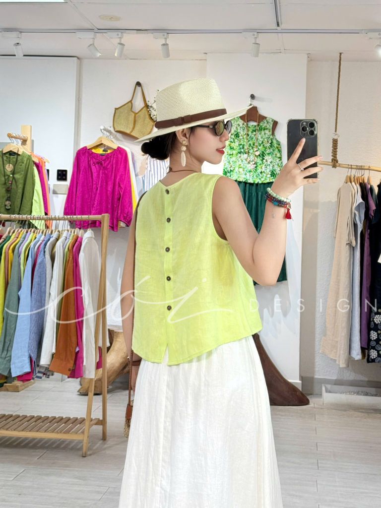 Áo cổ tròn sát nách nút dừa phía lưng Linen tưng premium Cói Design