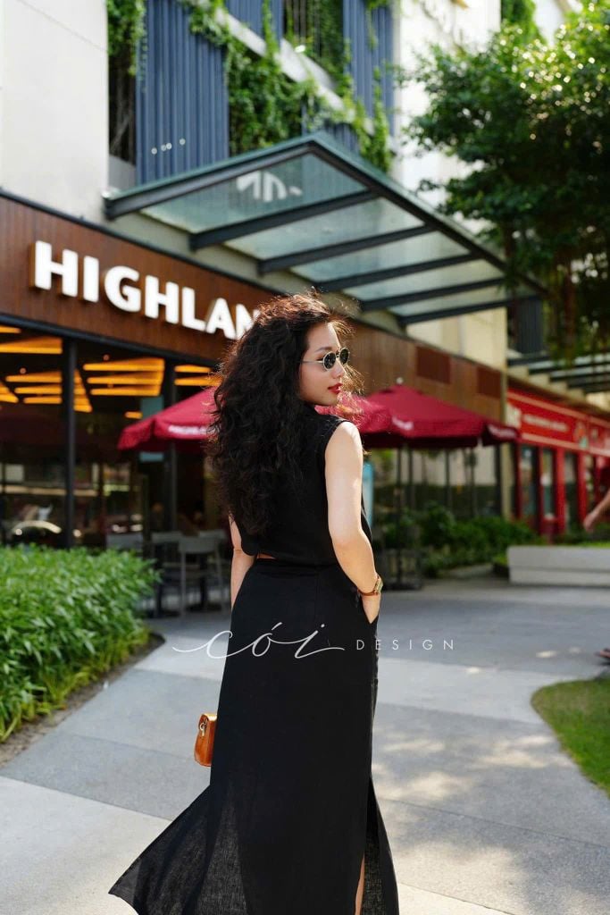 Chân váy xẻ 2 bên Linen tưng premium Cói Design