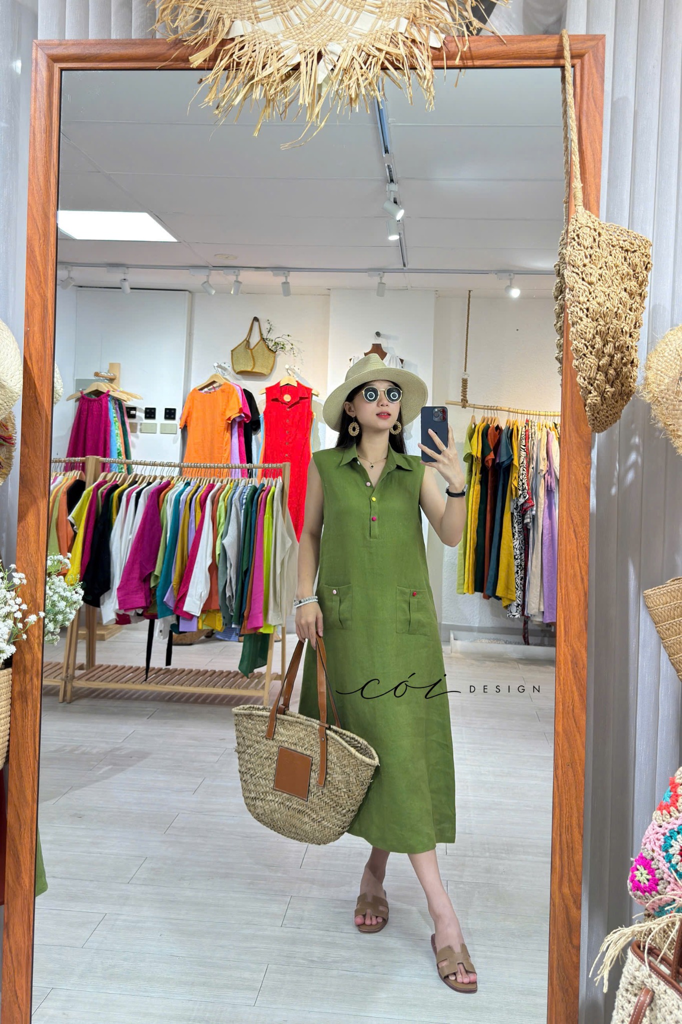 Đầm sát nách nút bọc màu 2 túi Linen tưng premium Cói Design
