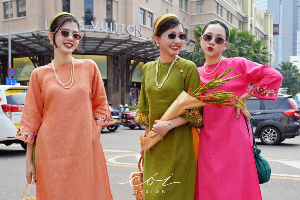 Áo dài thêu tay Song Hoa Linen tưng premium Cói Design