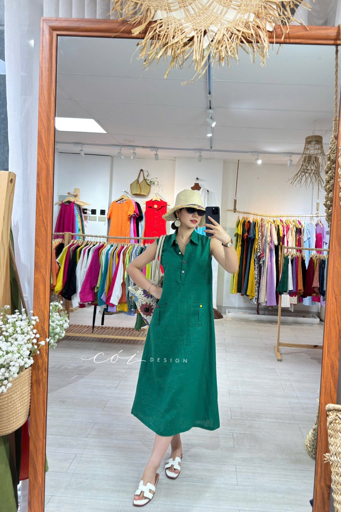 Đầm sát nách nút bọc màu 2 túi linen tưng premium Cói Design