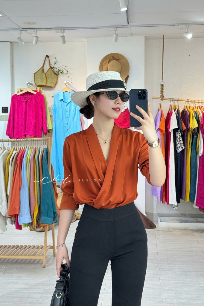 Áo sơ mi lụa đắp chéo Cói Design